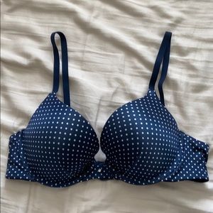 Maidenform 34B Push Up Bra